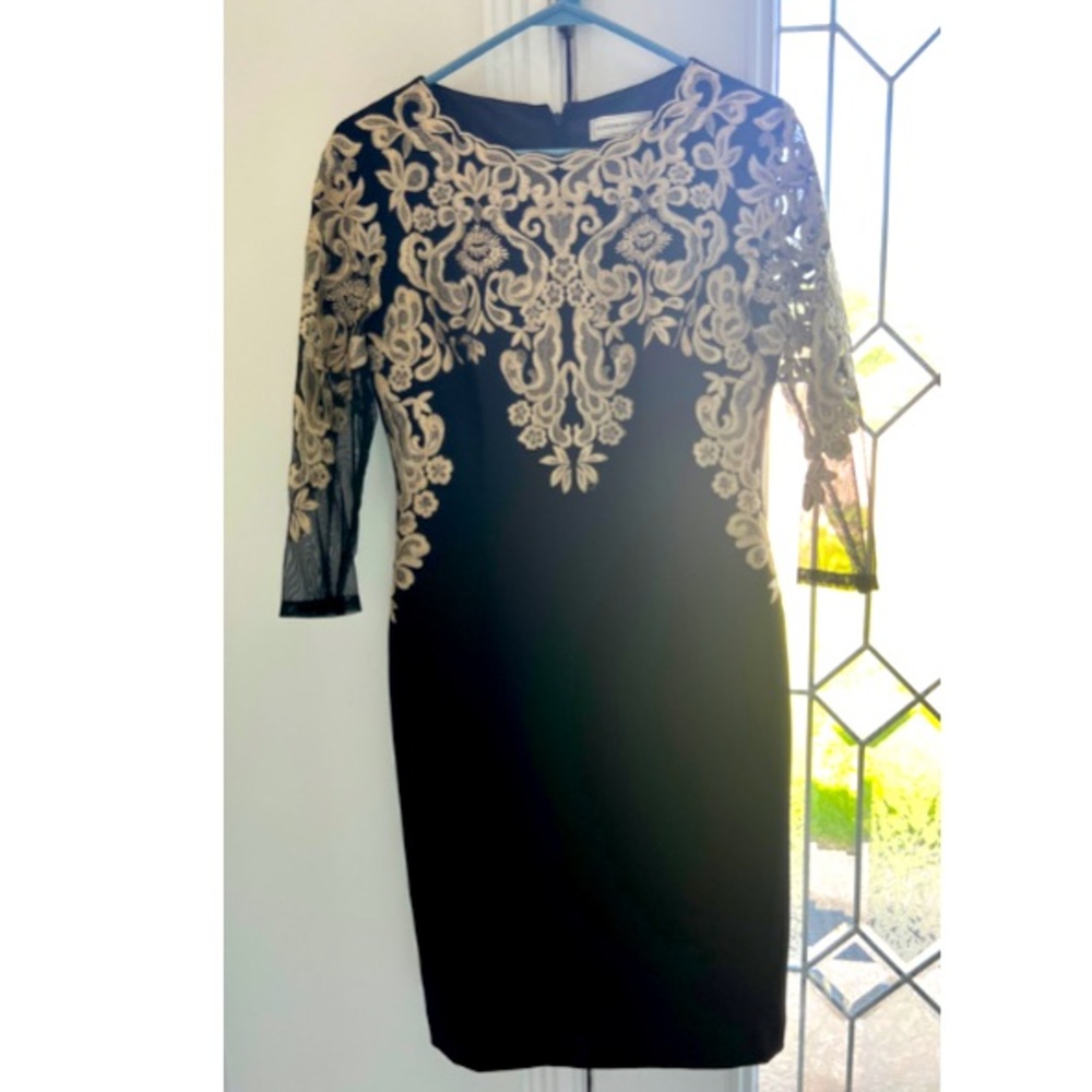 KATHERINE KELLY BLACK & GOLD EMBROIDERED DETAILING DRESS - SZ 4